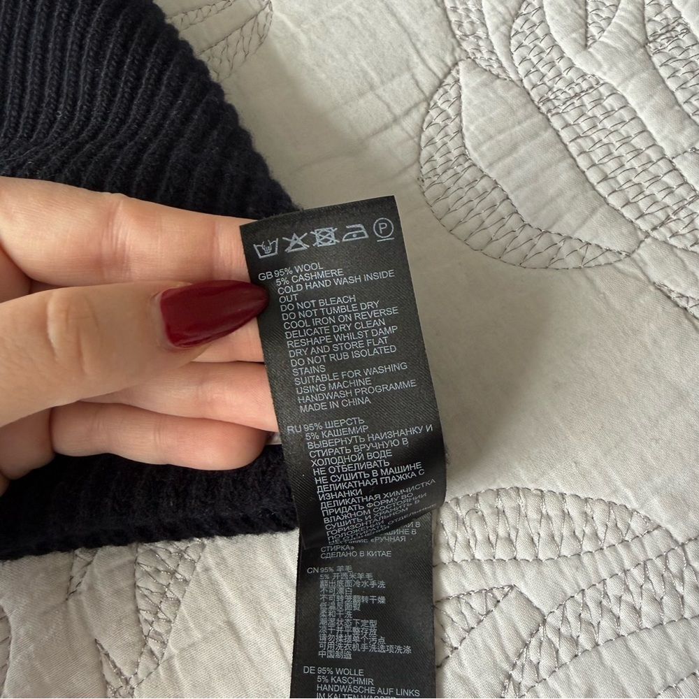 Reiss - Lizzie Cashmere & Wool Blend Sweater - Ivory and Navy - Picture 8 of 14